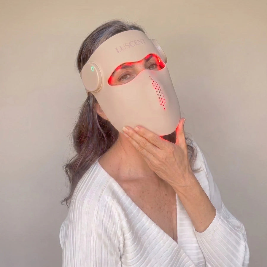 DualLight face mask red-light mode